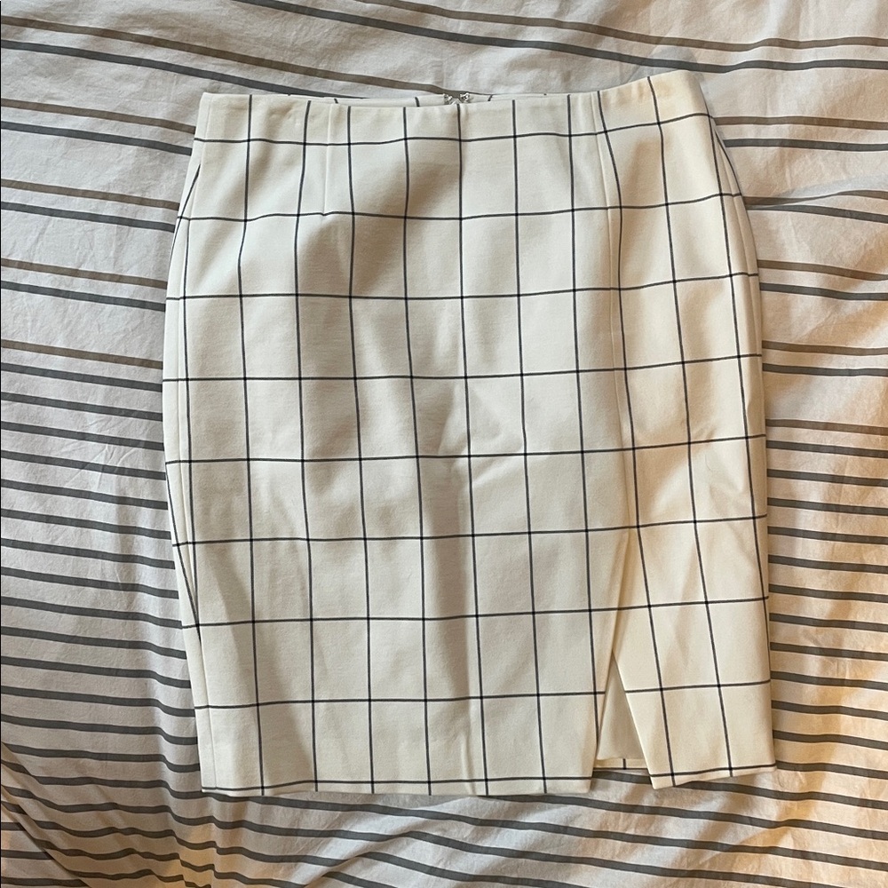 White pencil Skirt